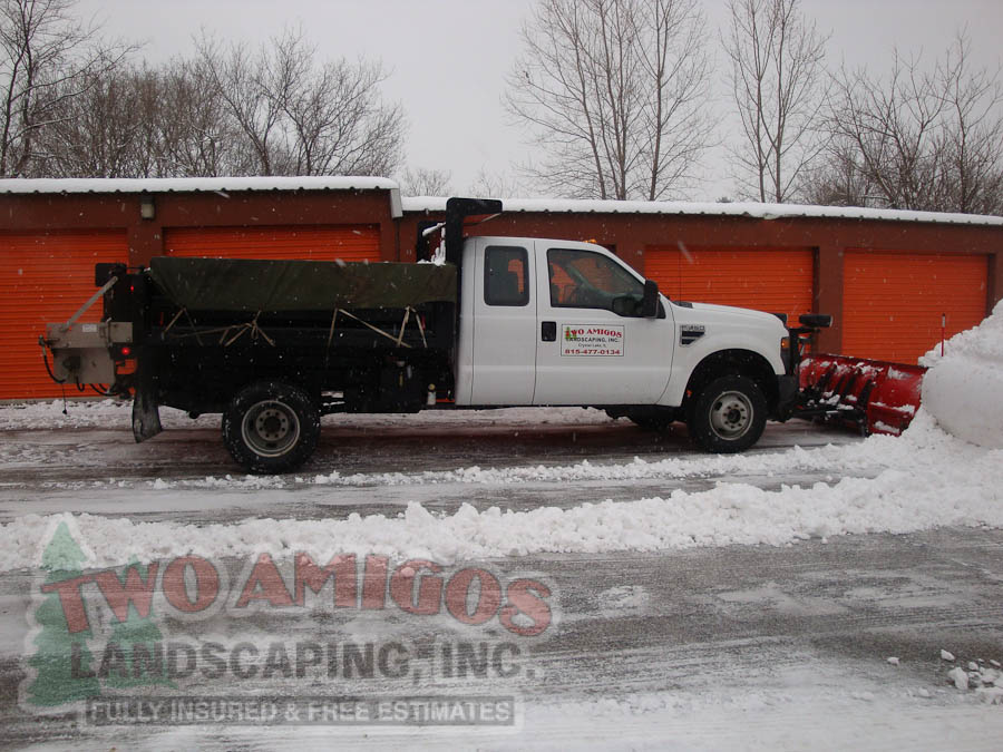 snowplowing commercial and residential
